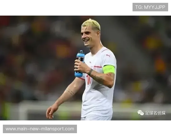 罗马中卫强硬对抗,莱奥突破被卡住,罗马中场球星 罗马中卫强硬对抗,莱奥突破被卡住,罗马中场球星